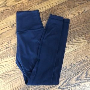 lululemon aligns 25”